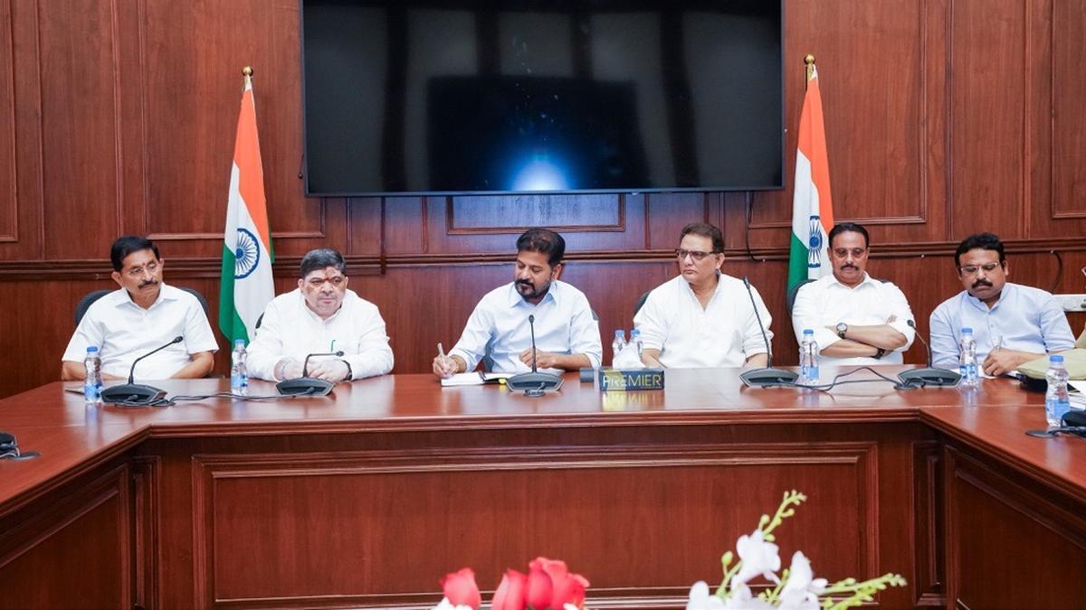 Telangana CM directs Ganesh pandal organisers to share guest lists with police