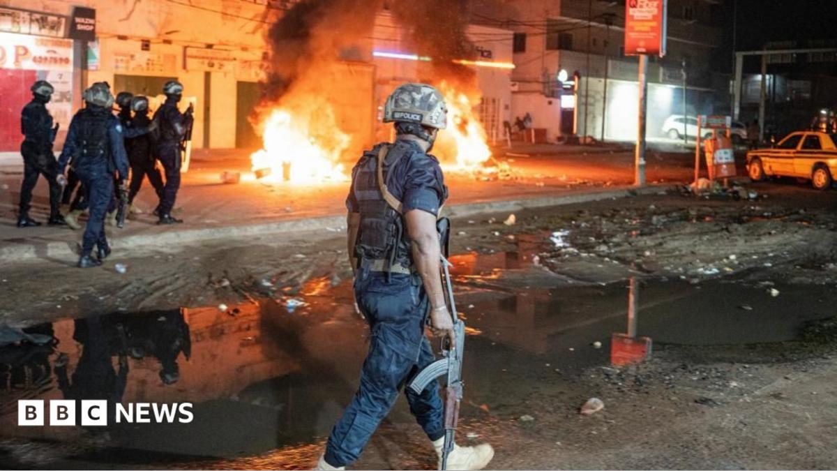 Gambian leader appeals for restraint as power cuts fuel street unrest