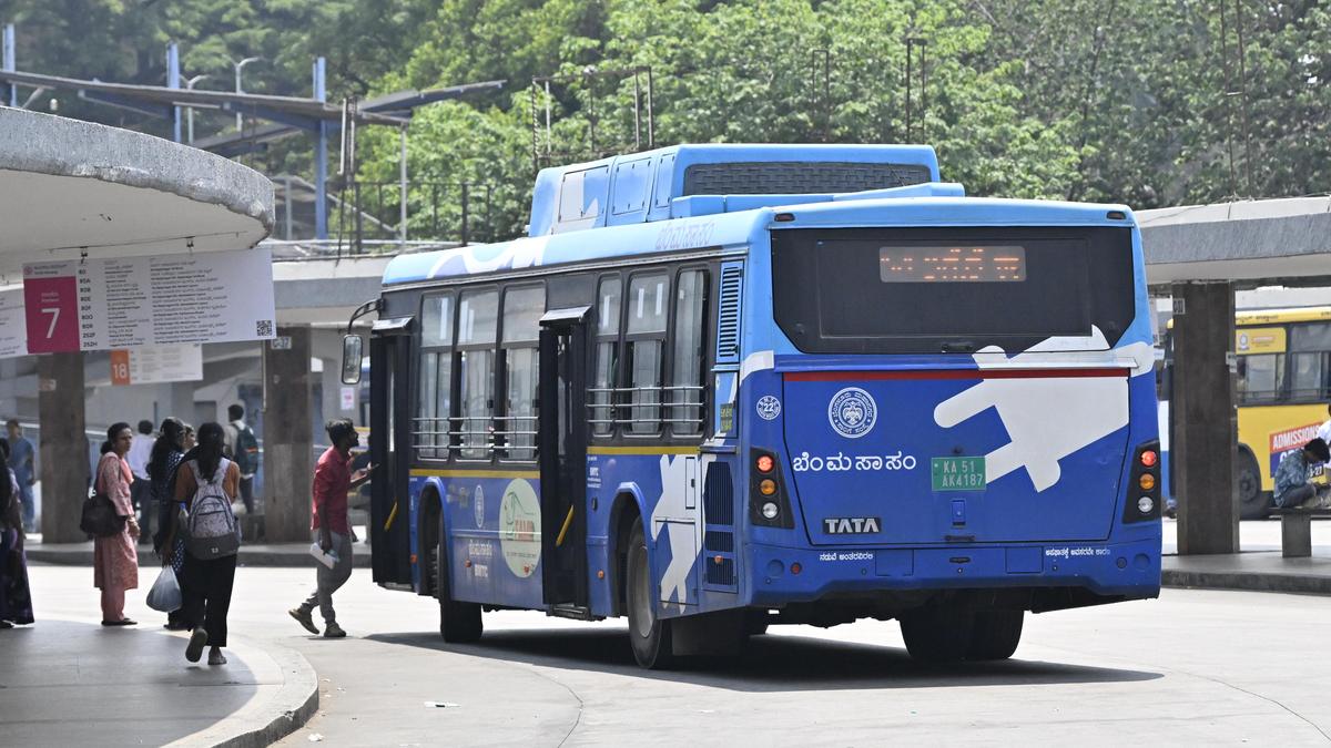 BMTC bus catches fire in Bangalore; all passengers evacuate safely