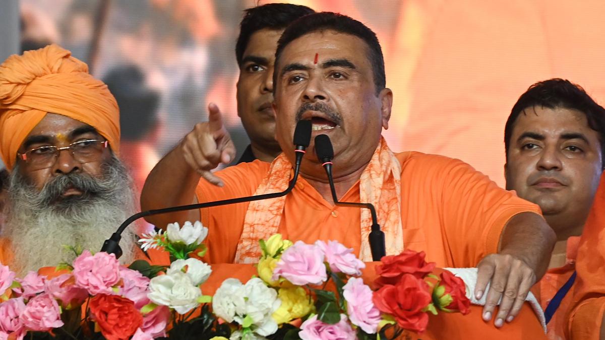 CPI(M) defends Durga Puja bookstalls against West Bengal CM's criticism