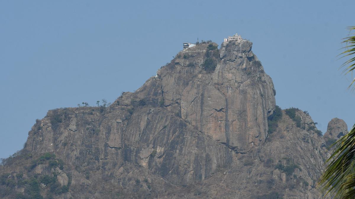 Tamil Nadu forest department restricts climbing hours at Parvathamalai hillock
