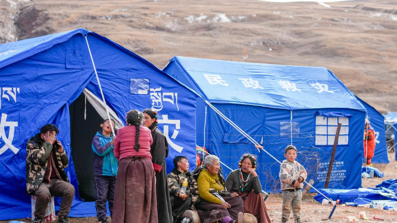 Fresh 5.4 quake strikes Tibet days after devastating 7.0 tremor