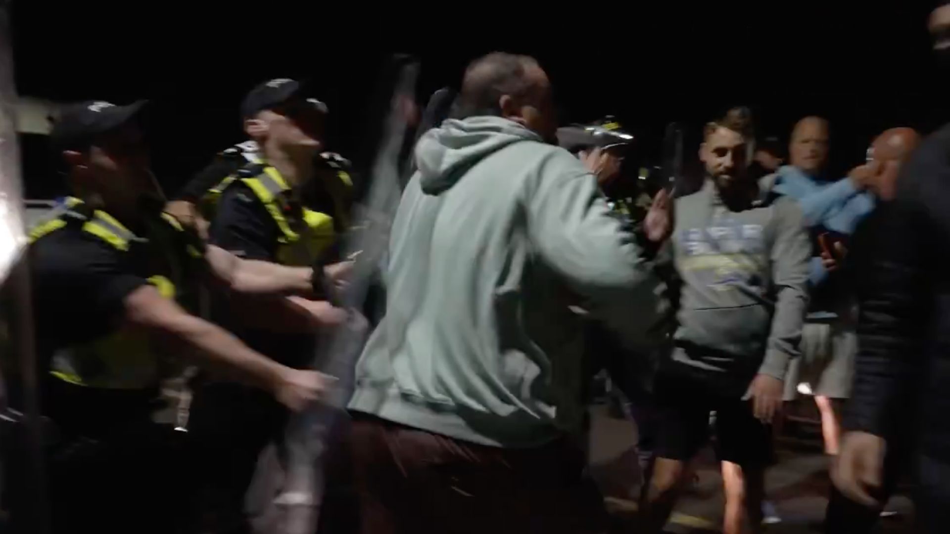 UK port town sees clashes as migrant boat arrives with 140 people