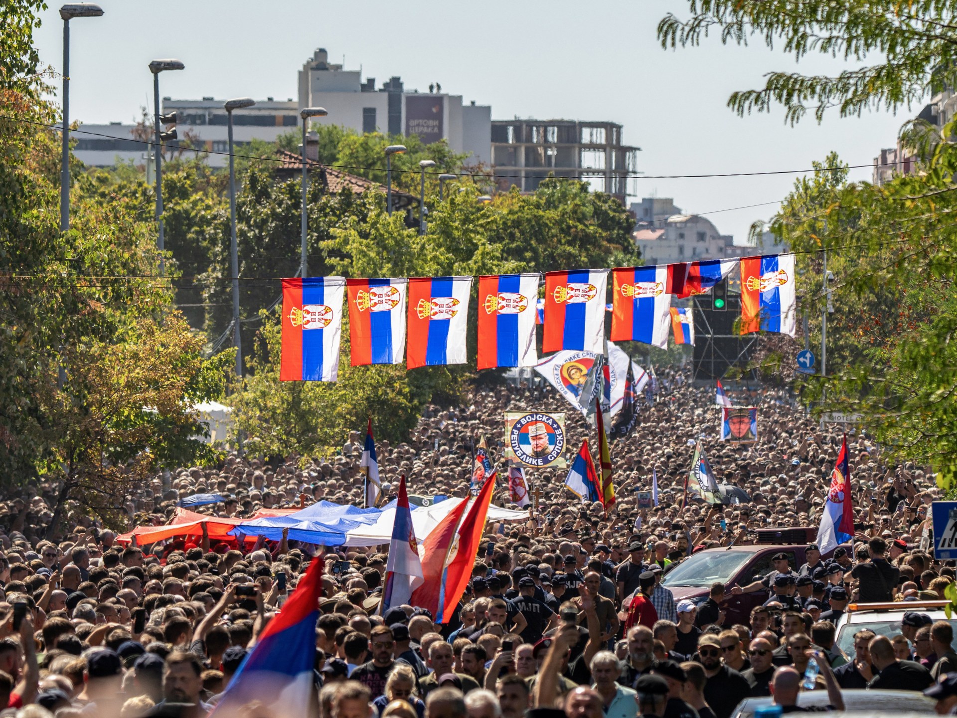 Thousands gather for funeral of convicted war criminal Ratko Mladic