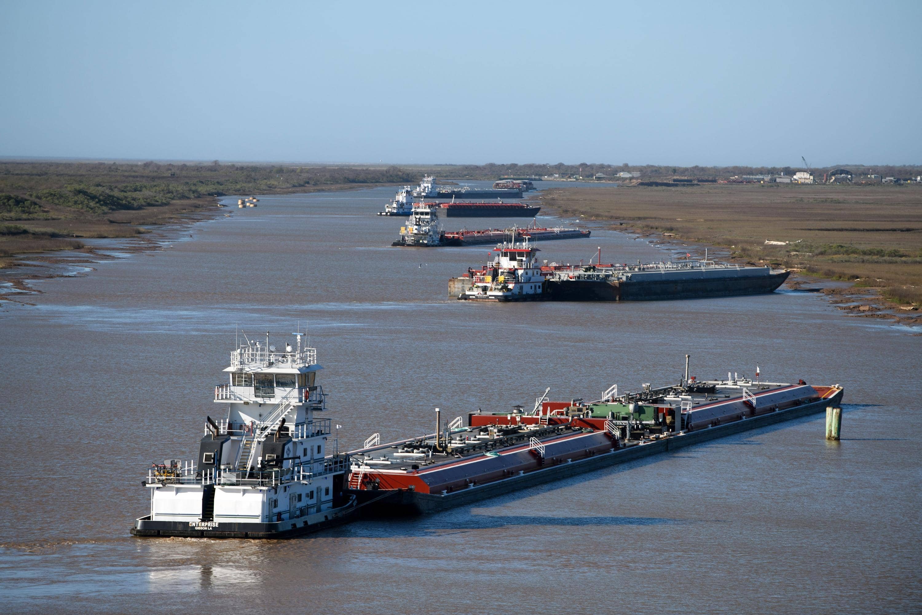 India set for record crude oil imports as refiners lock in supplies