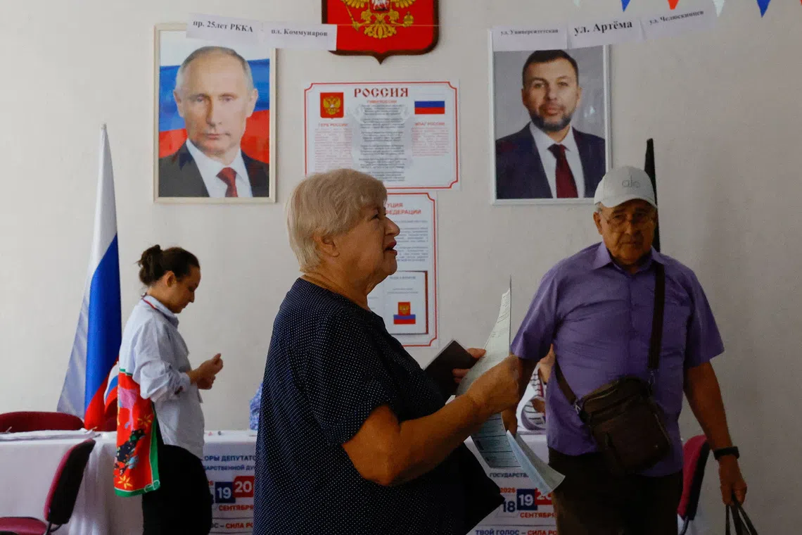 Russian exiles vote in symbolic protest against Putin, Ukraine war