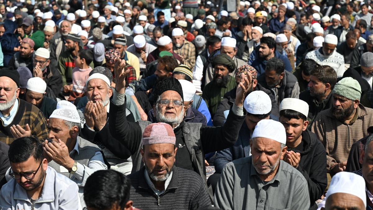 J&K Waqf Board seeks standardized Friday sermons across mosques