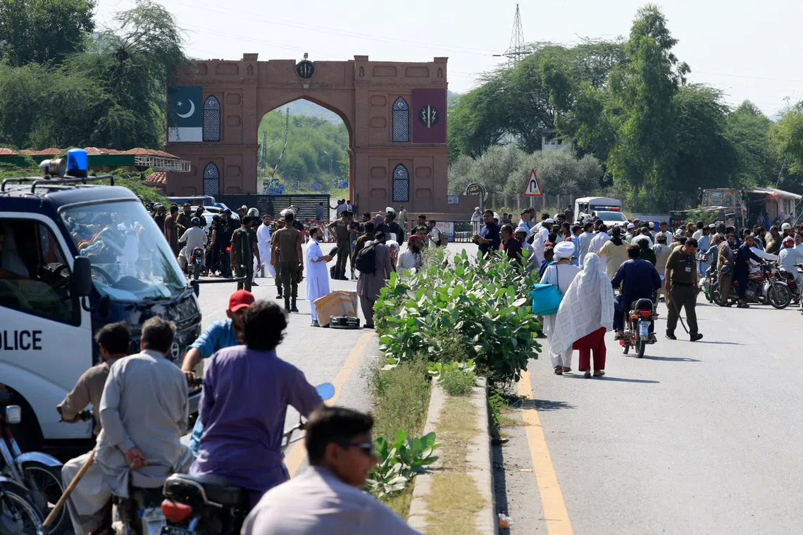 Pakistan's PTI postpones Islamabad march until early October