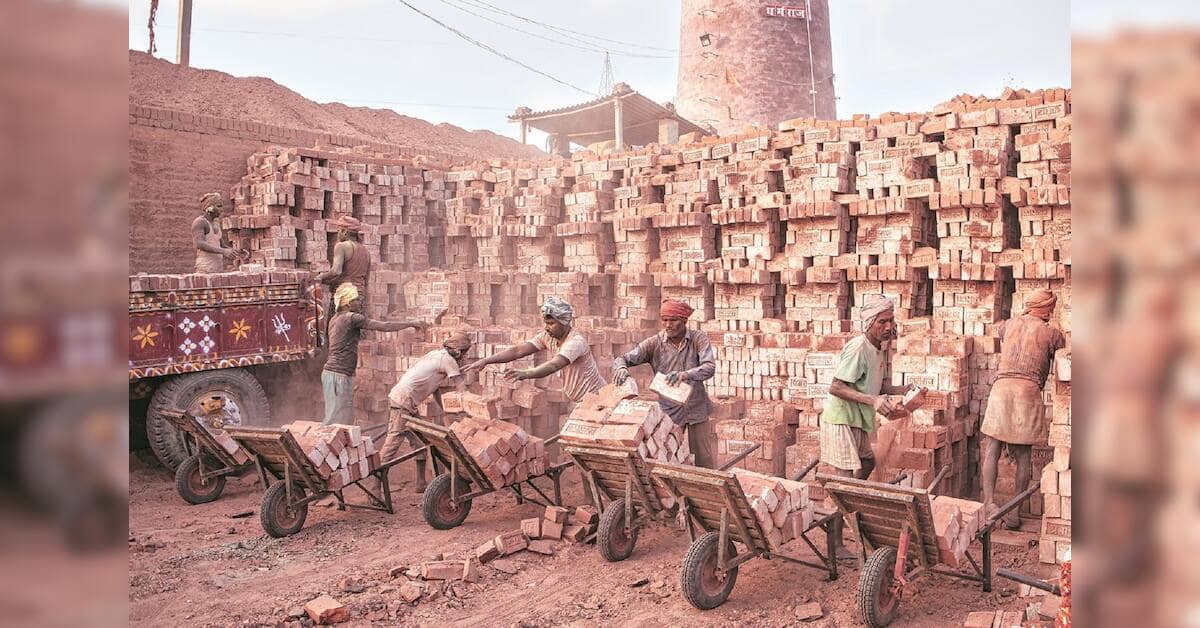 Three decades on, India's informal workforce persists despite liberalisation