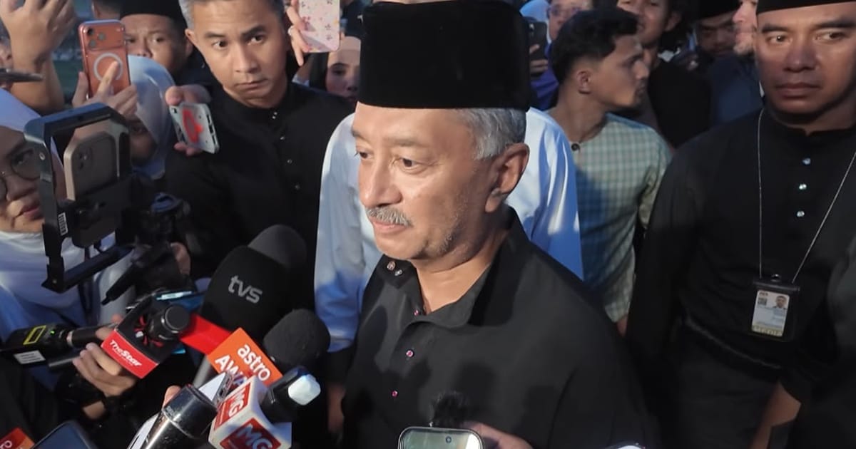 Ibu Hasmah dalam semangat baik sebelum meninggal, kata Mokhzani
