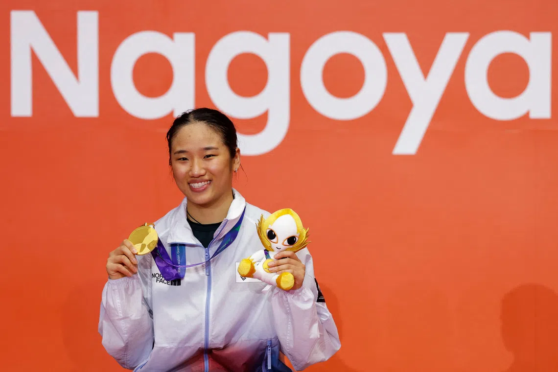 Rain disrupts Asian Games schedule as An dominates badminton