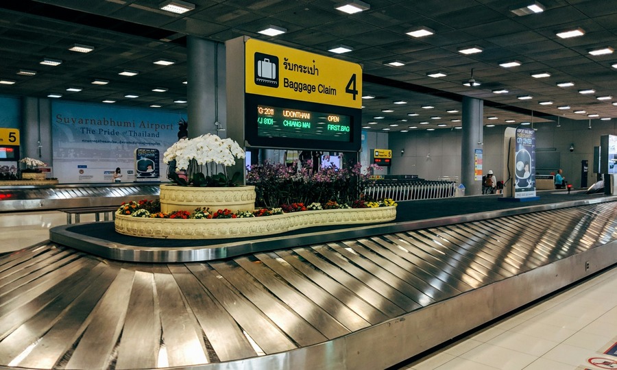 Thailand's main airport denies opening blogger's bag under new search rules