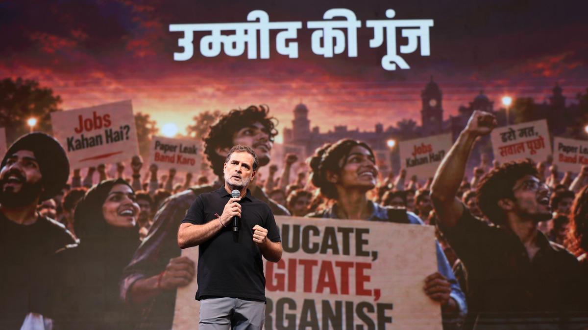 Gandhi accuses government of favouring loyalists over questioning students