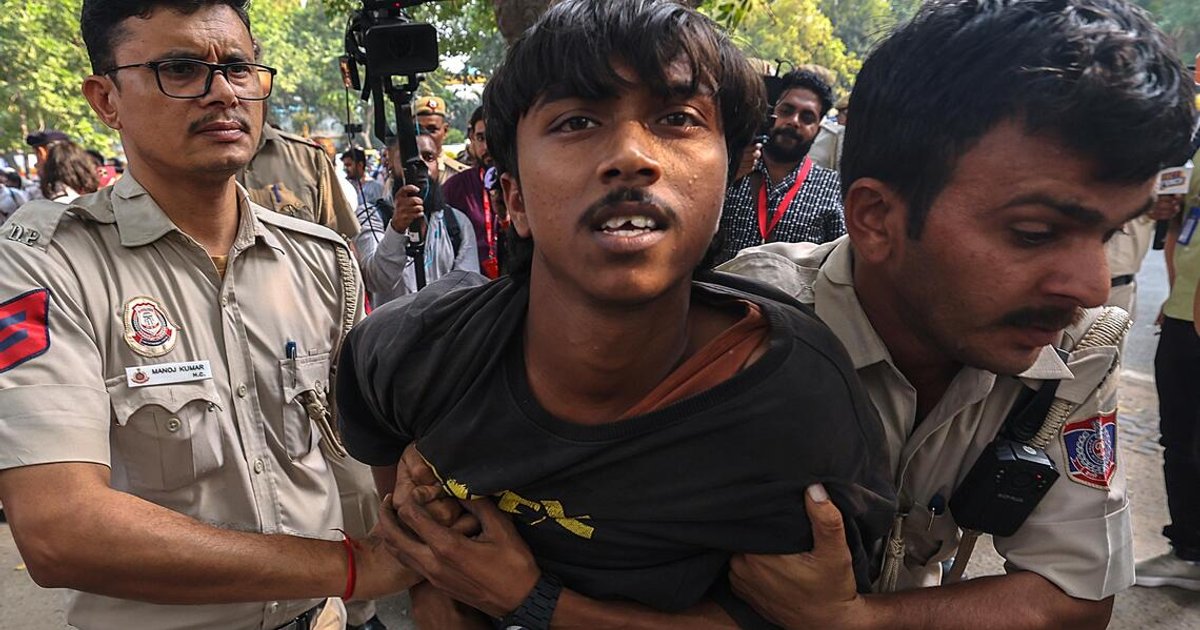 India's mass detentions of young protesters spark backlash
