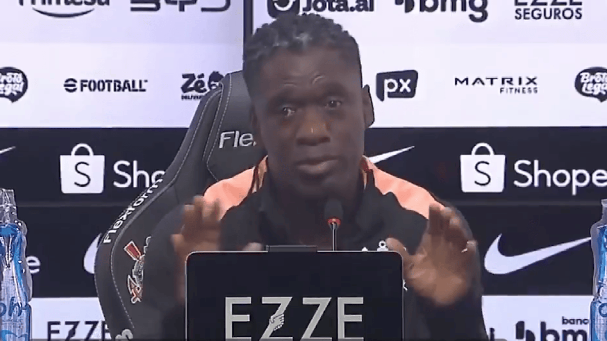 Seedorf urges perspective on sport amid global humanitarian crises