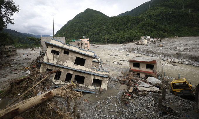 Vietnam pledges $300,000 emergency aid to flood-stricken Nepal