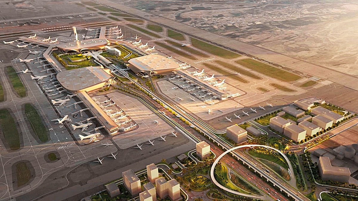 Mumbai Airport Expansion Risks Disruption for Millions of Flyers