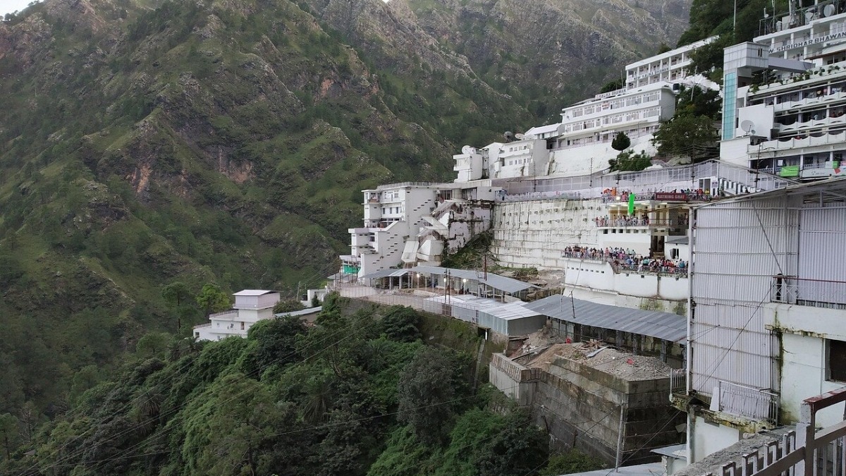 Vaishno Devi shrine to phase out manual counting of donations