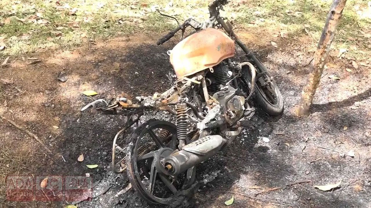 Burnt motorcycle recovered in connection with Payagala shooting incident