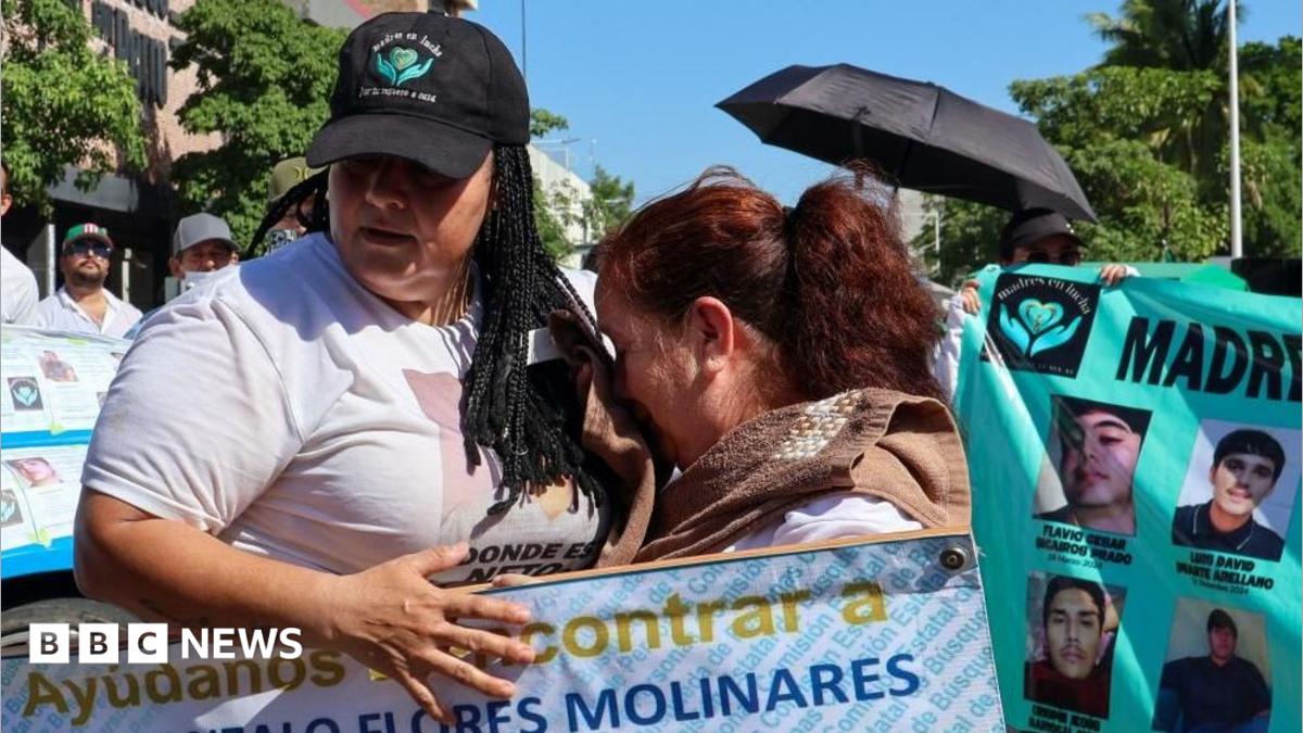 Thousands march against cartel violence in Mexican city