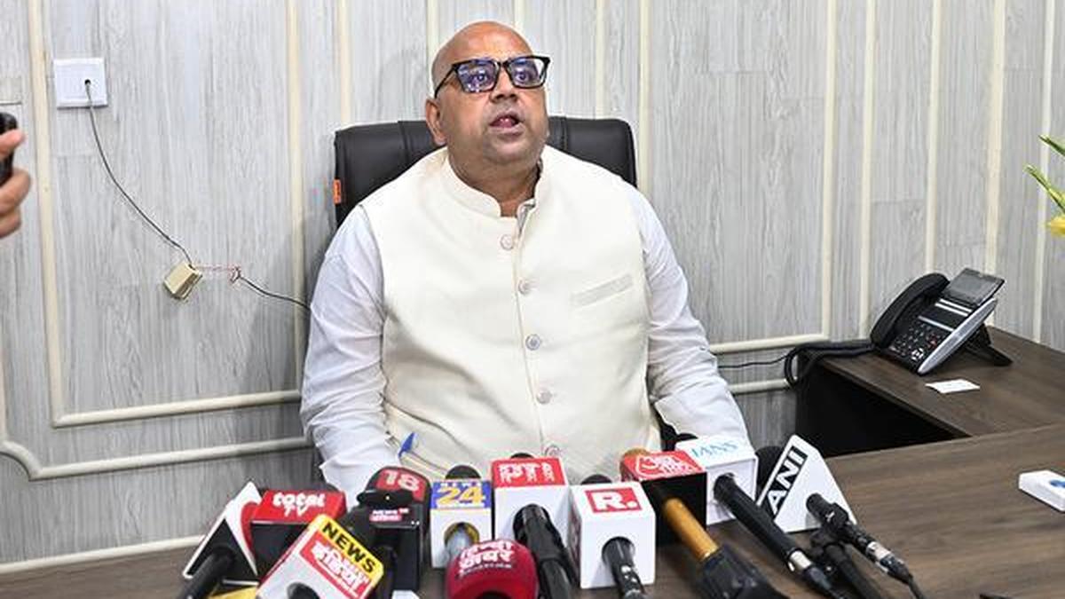 Delhi reports over 1,700 swine flu cases as seasonal influenza surge continues