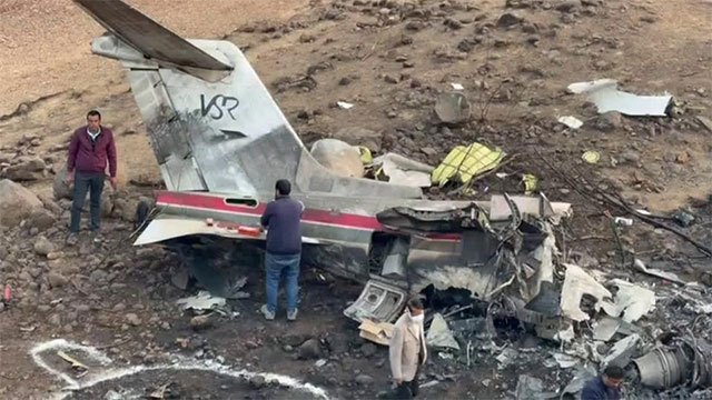 Eight killed in charter plane crash in remote western Alaska