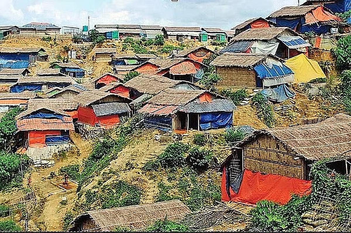 উখিয়া রোহিঙ্গা শিবিরে সশস্ত্র সংঘর্ষে মা-ছেলে গুলিবিদ্ধ