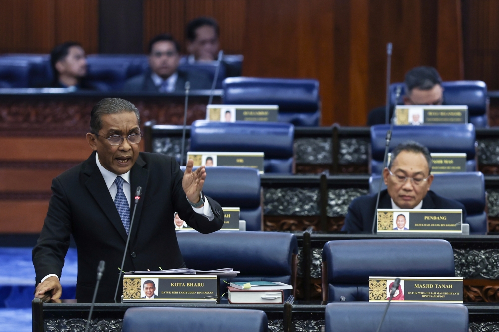Perikatan Nasional bakal cabar keputusan RoS, mohon pertimbangan menteri dalam negeri