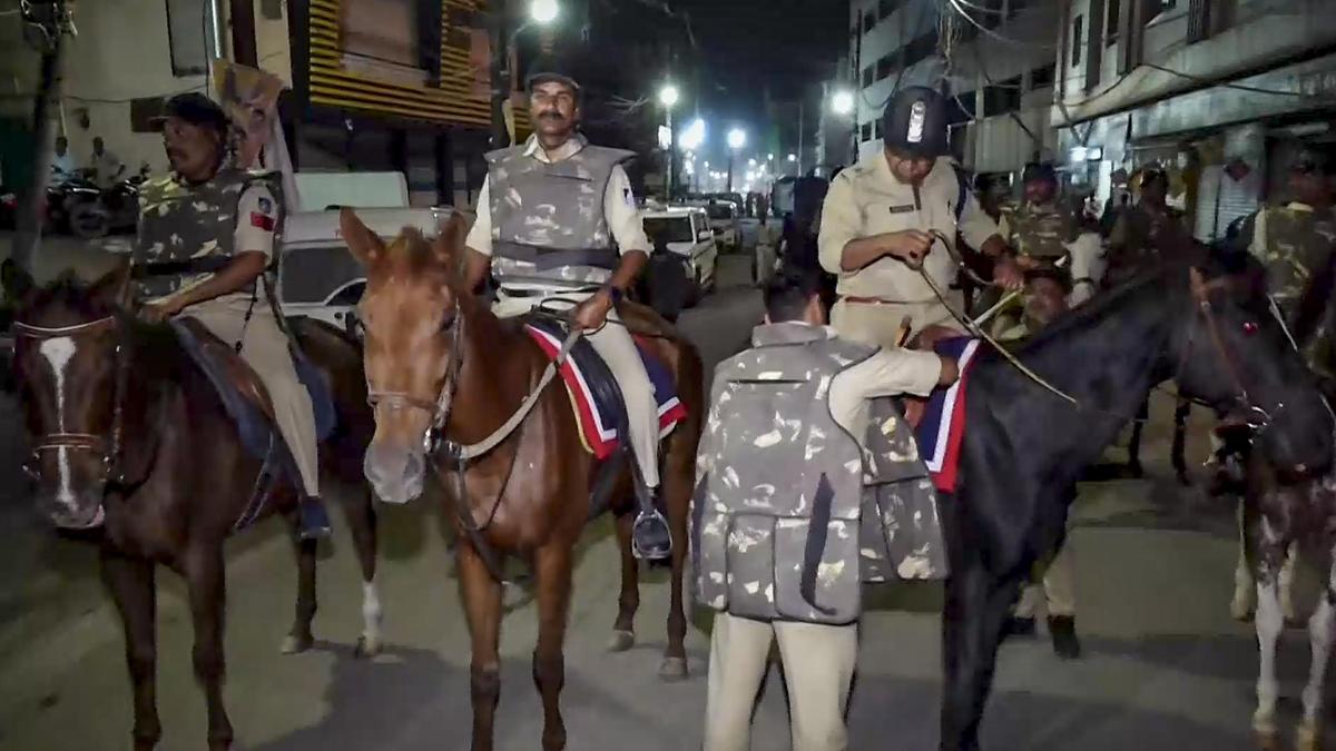 उज्जैन हिंसा मामले में 20 से अधिक गिरफ्तार, वायरल वीडियो निर्माताओं की तलाश