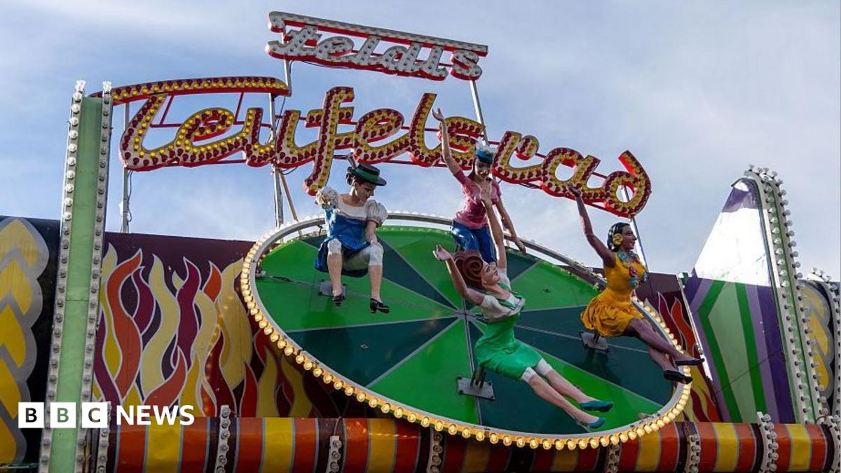 Munich Oktoberfest offers free shorts to combat upskirting problem
