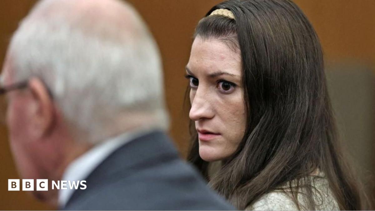 Massachusetts murder trial jury deadlocked, judge urges continued deliberations