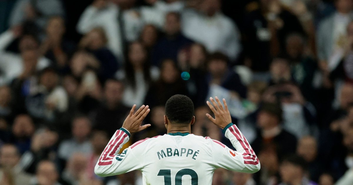 Mbappe's brace powers Real Madrid past Sevilla ahead of Barcelona clash