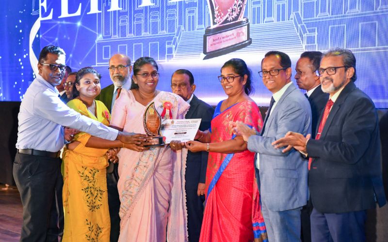 Southern Province Divisional Secretariats honoured for decentralising President's Fund services