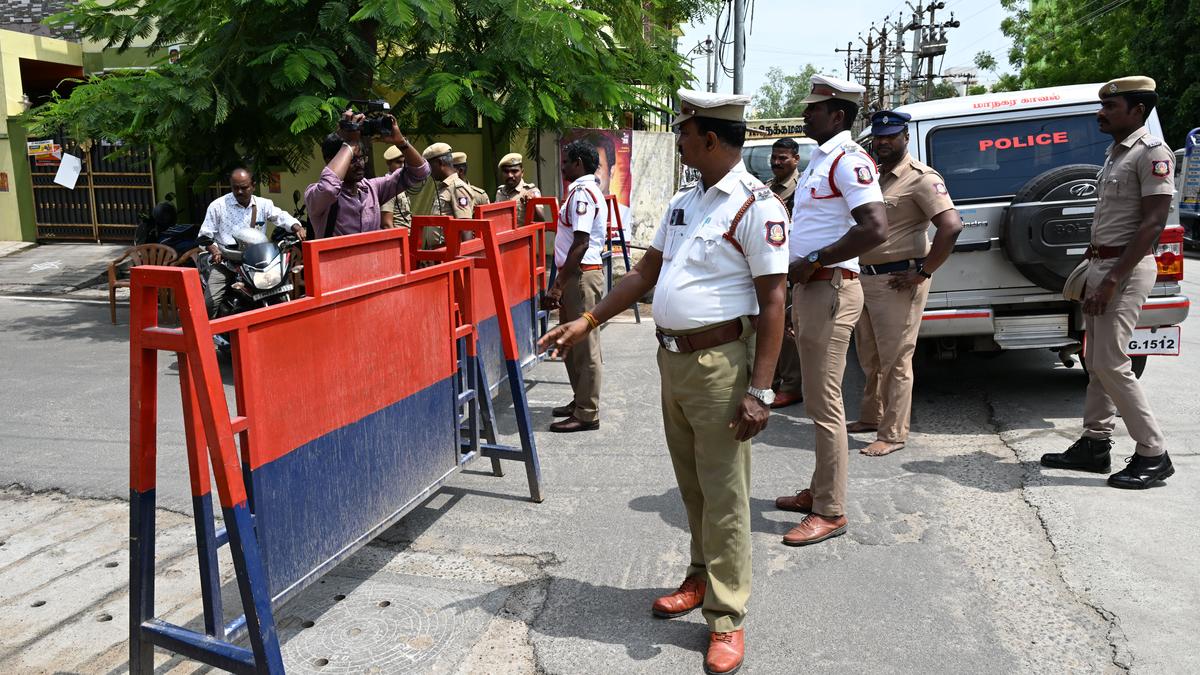 ED questions Tamil Nadu minister's brother in bank fraud probe