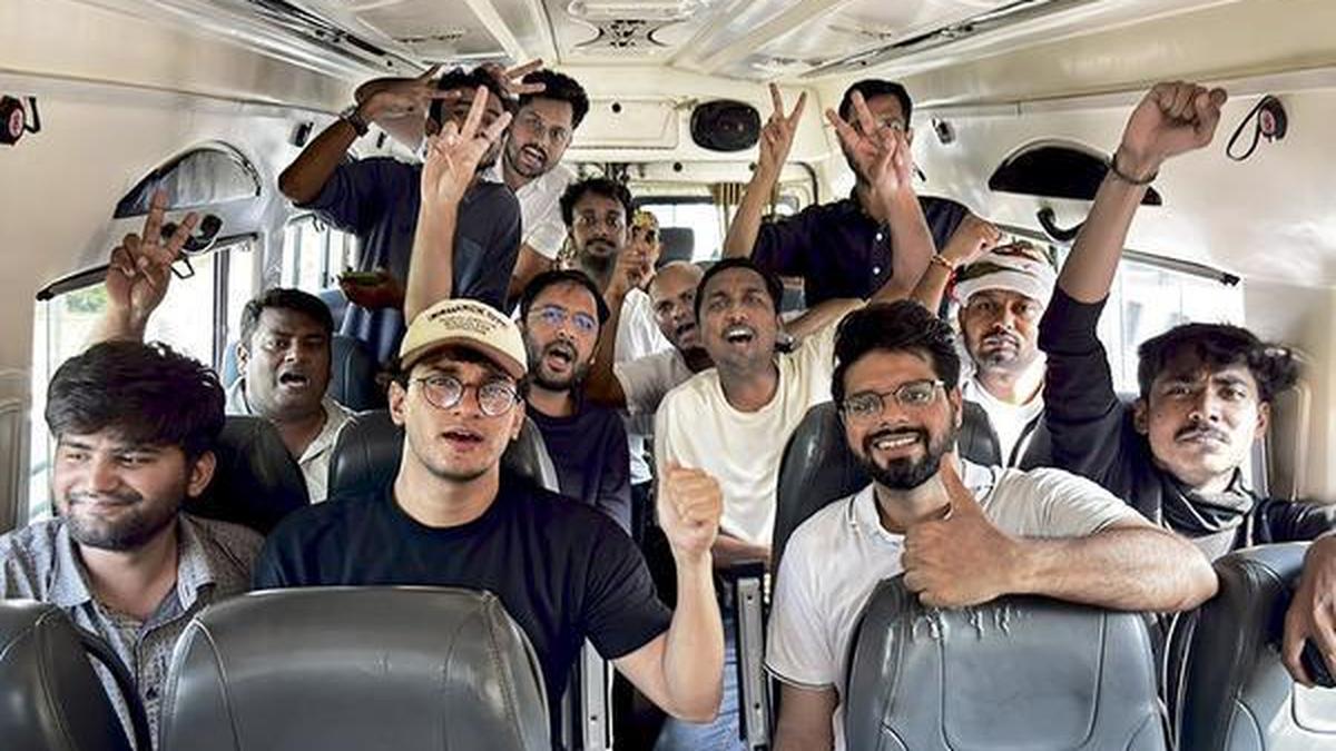 मुख्य न्यायाधीश का आरोप: नेताओं की रिहाई में देरी, चार जमानतकार खारिज