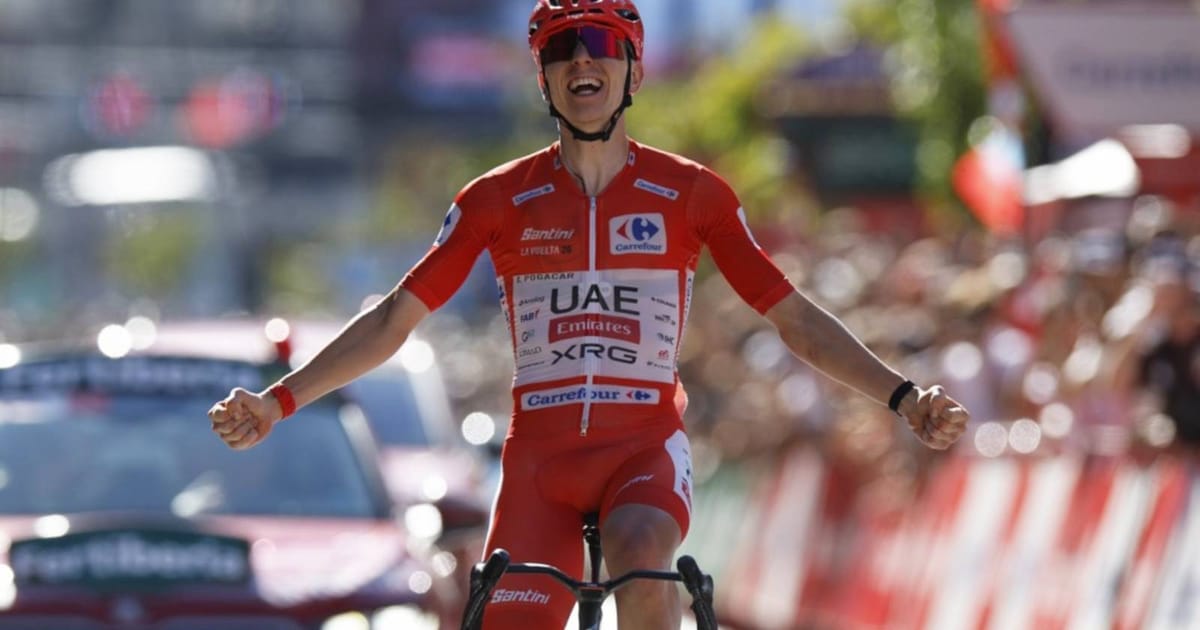 Pogacar powers to dominant solo victory at Vuelta a Espana stage four