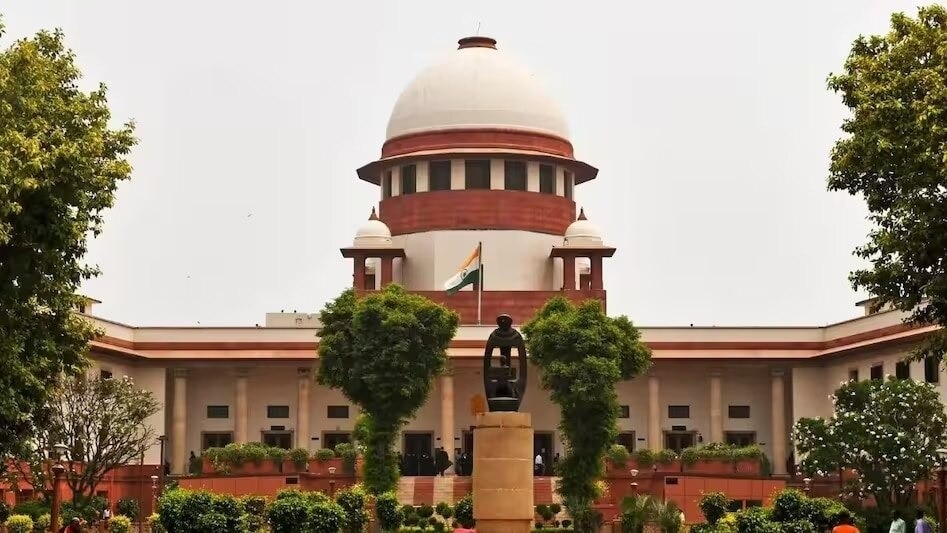 Supreme Court slams 'extortionate' cancer drug markup in Indian hospitals