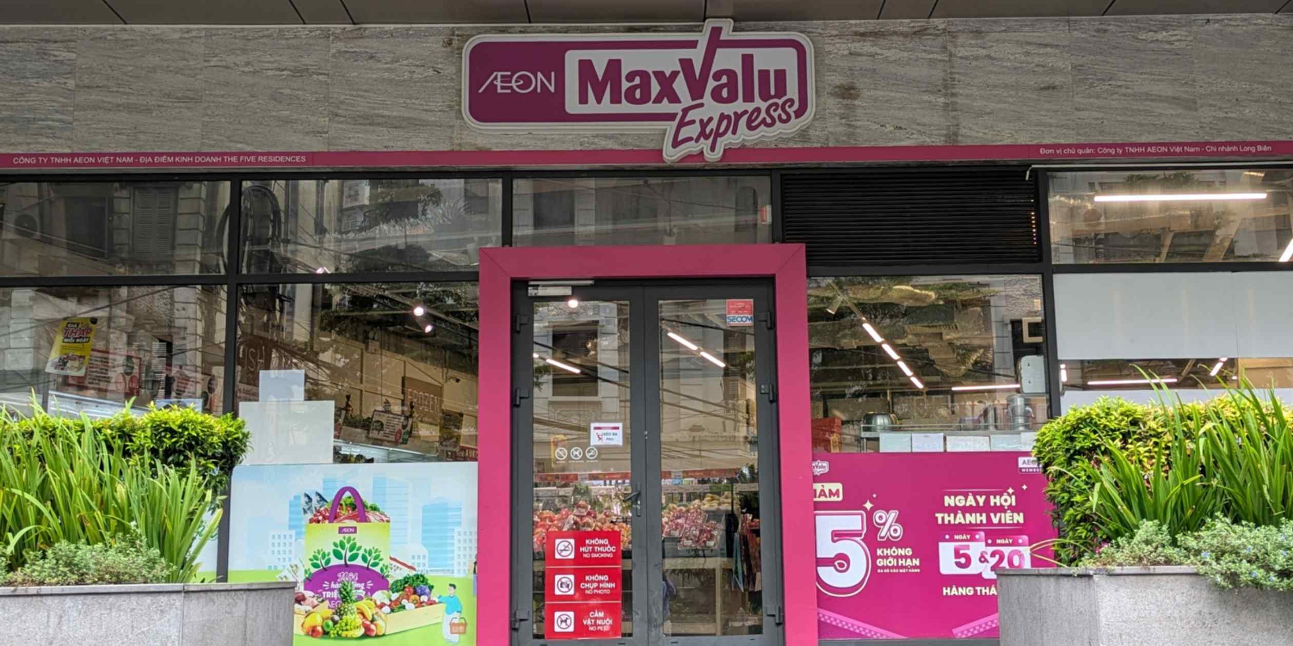 Vietnam eases foreign retail investment rules, opening doors to Japanese chains