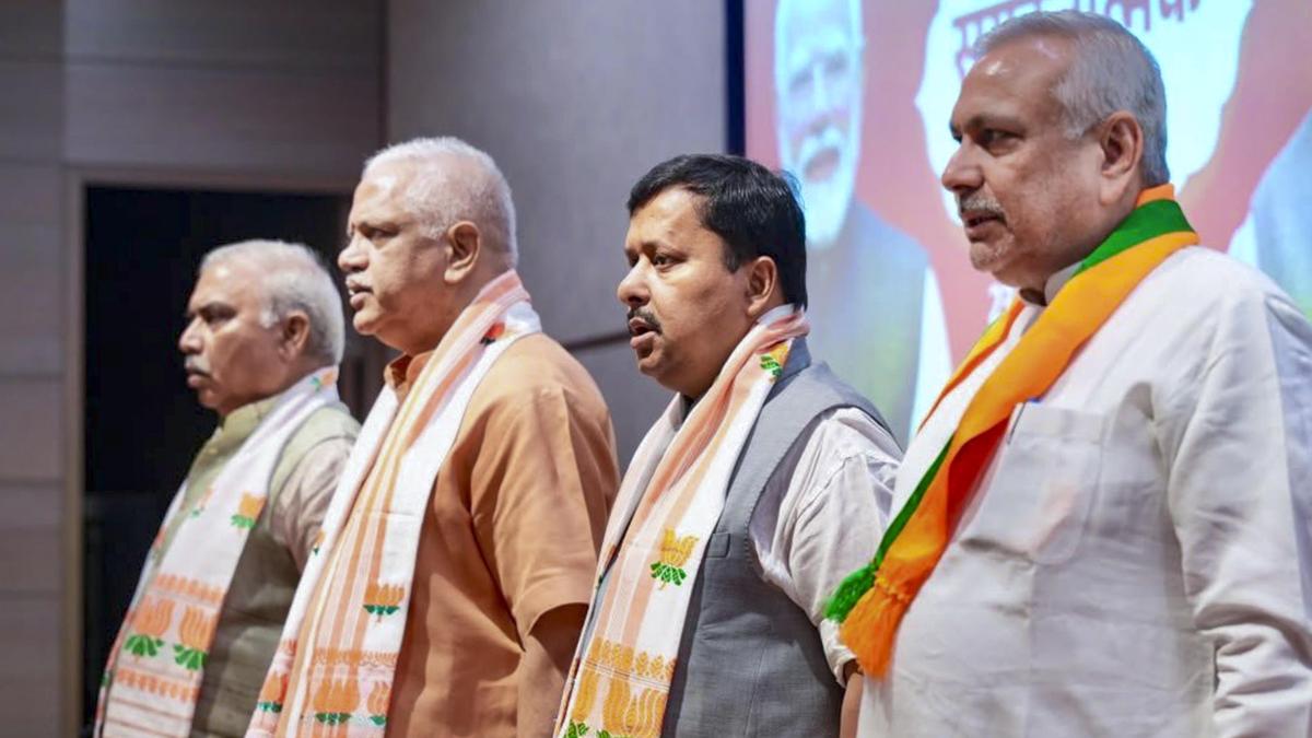 भाजपा अध्यक्ष ने 2027 की विधानसभा चुनावों की रणनीति पर बैठक की
