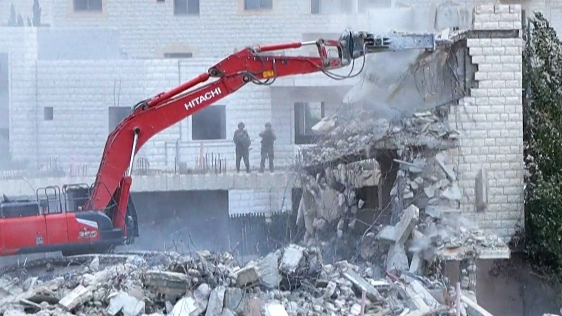 Israeli forces demolish Palestinian homes as settler outposts expand
