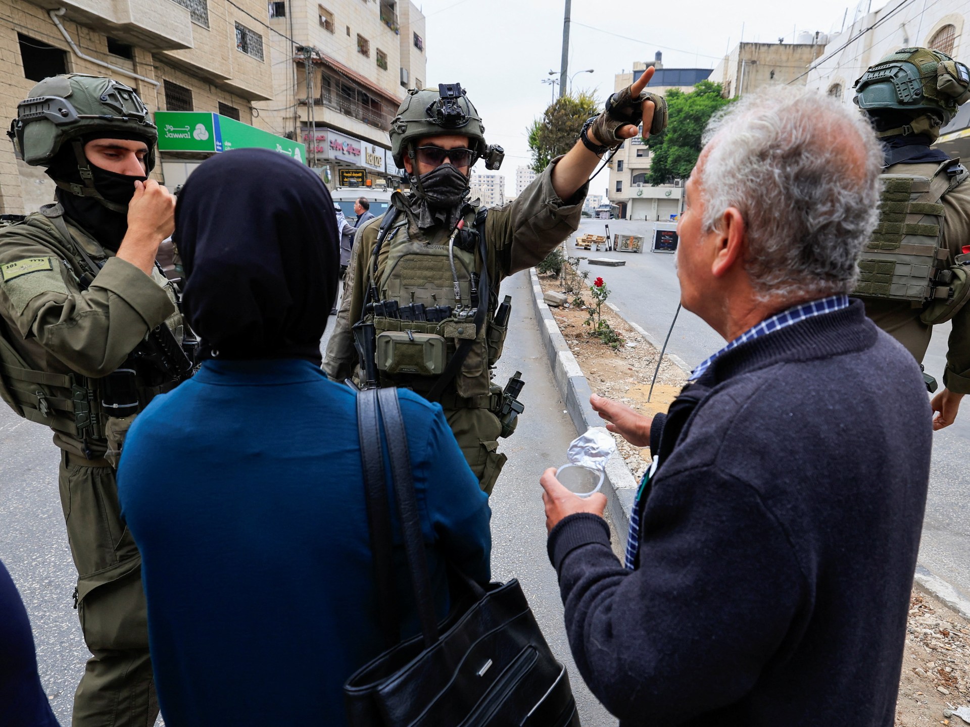 Israeli military ops in West Bank intensify as Hebron lockdown persists