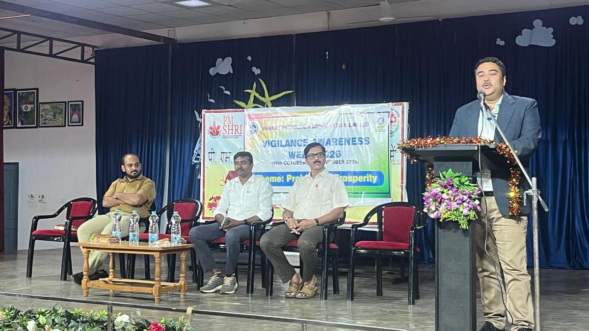 भ्रष्टाचार रोकने में छात्रों की महत्वपूर्ण भूमिका: बीपीसीएल अधिकारी