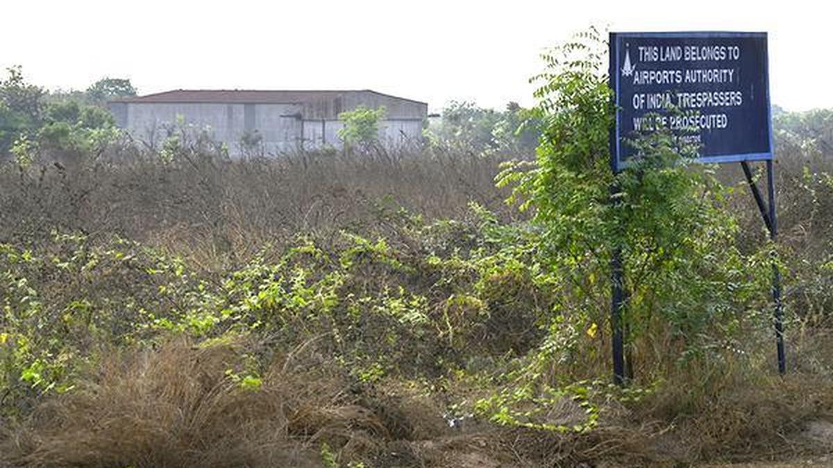 मामनूर एयरपोर्ट का नाम रानी रुद्रमा देवी के नाम पर रखने की मांग