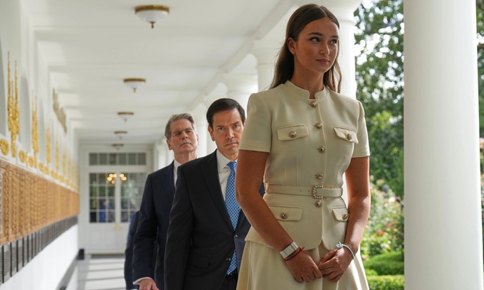 Cháu gái Tổng thống Trump chào Chủ tịch Tập Cận Bình bằng tiếng Trung Quốc