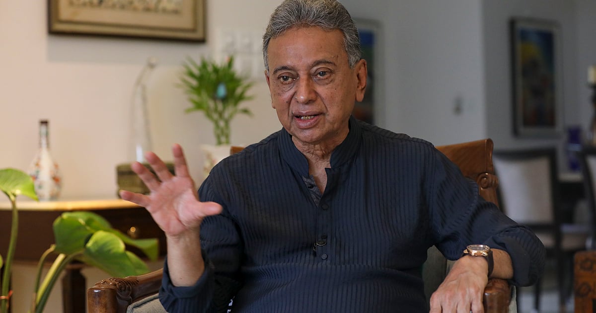 রাত দিনে বিদ্যুৎ ও গ্যাস সরবরাহ করা সম্ভব নয় বলে জানিয়েছেন কর্মকর্তারা