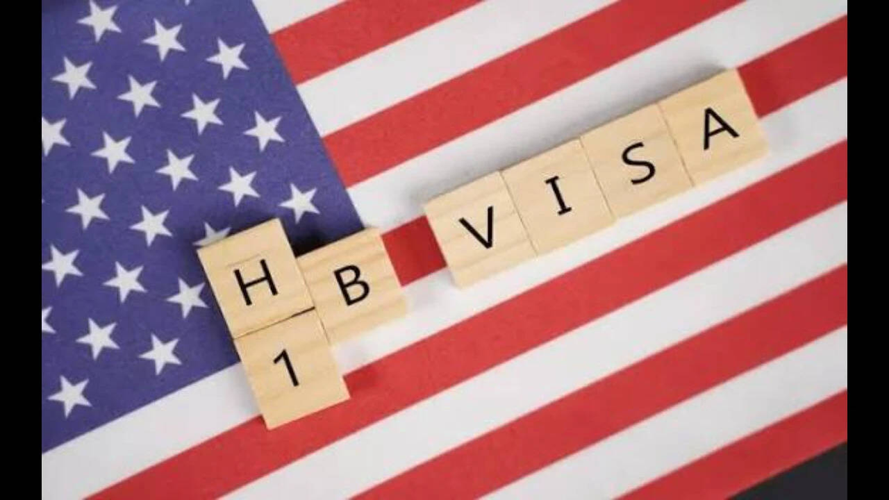 H-1B वीसा धारकों के भारत लौटने का दावा सोशल मीडिया पर वायरल