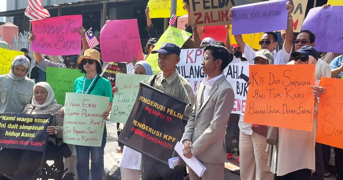 Fifty Felda co-op members protest delayed savings withdrawals