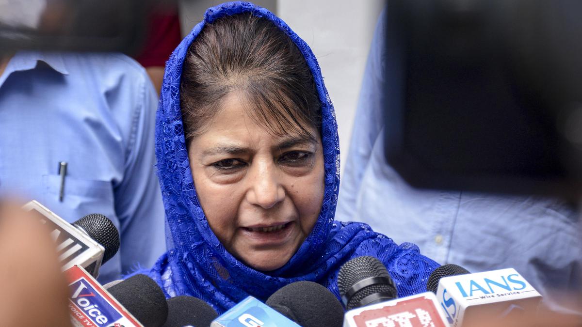 Mehbooba demands crime branch takeover of Kishtwar rape-death case
