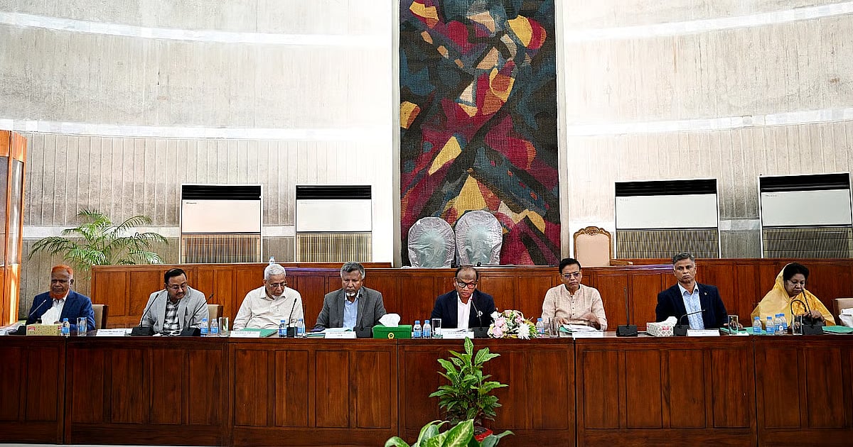 Parliamentary panel demands govt crackdown on officials blocking inquiry