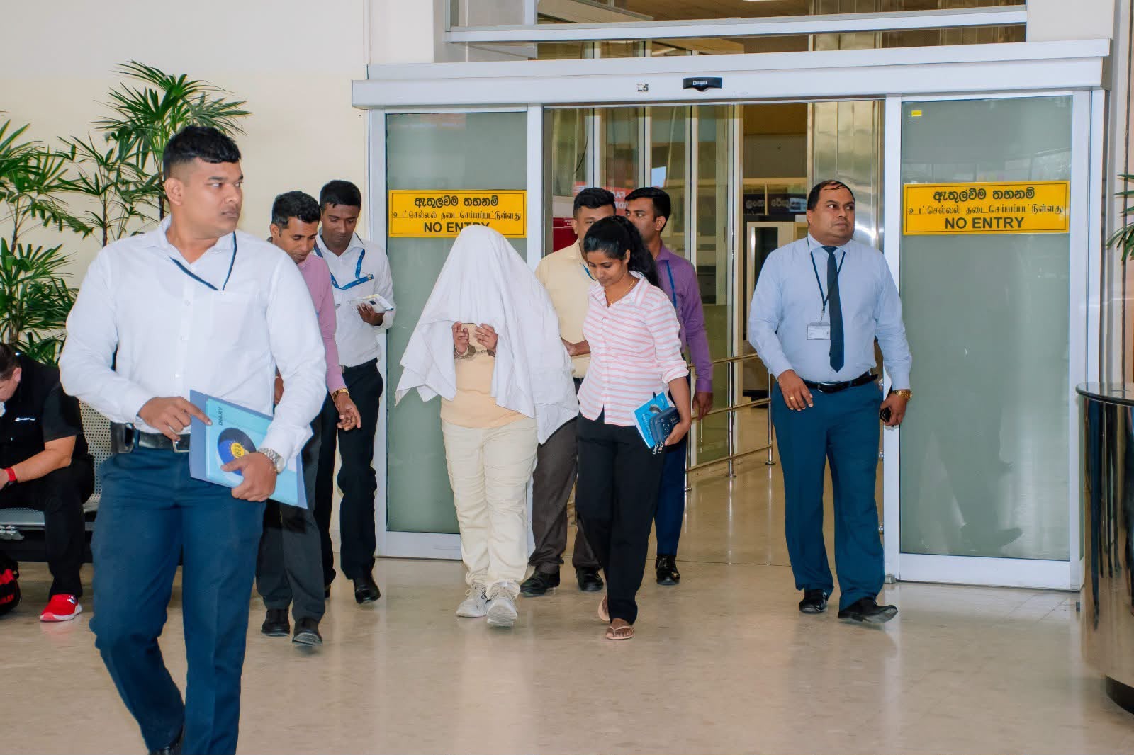 Red Notice suspect extradited to Sri Lanka in Middeniya triple murder case